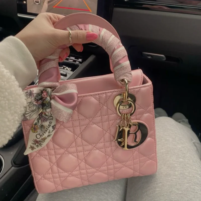 Sac Adele
